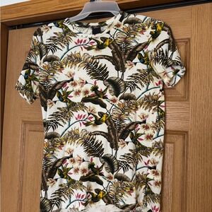 H&M Brown & White Graphic Tee